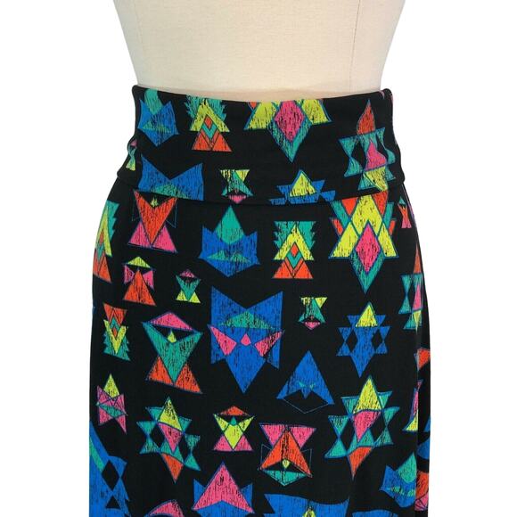 LuLaRoe Women’s Slinky Midi Skirt Hi Low Flare Geometric Black Size Small - Picture 3 of 7